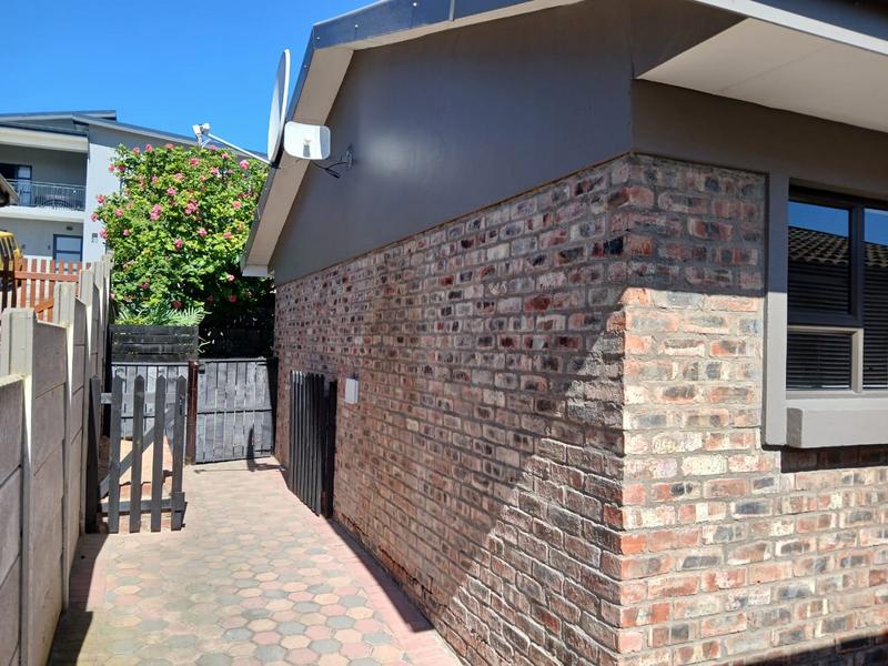 3 Bedroom Property for Sale in Reebok Western Cape